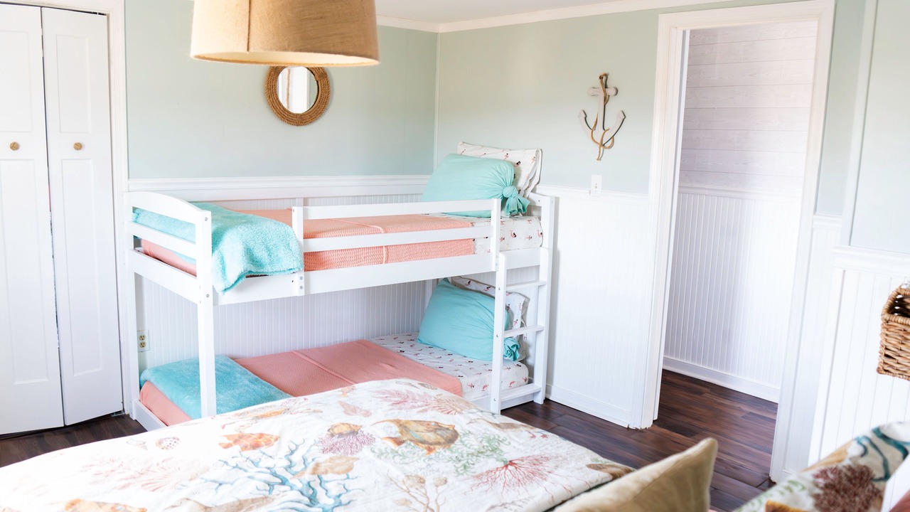 Photo of Bedroom in North