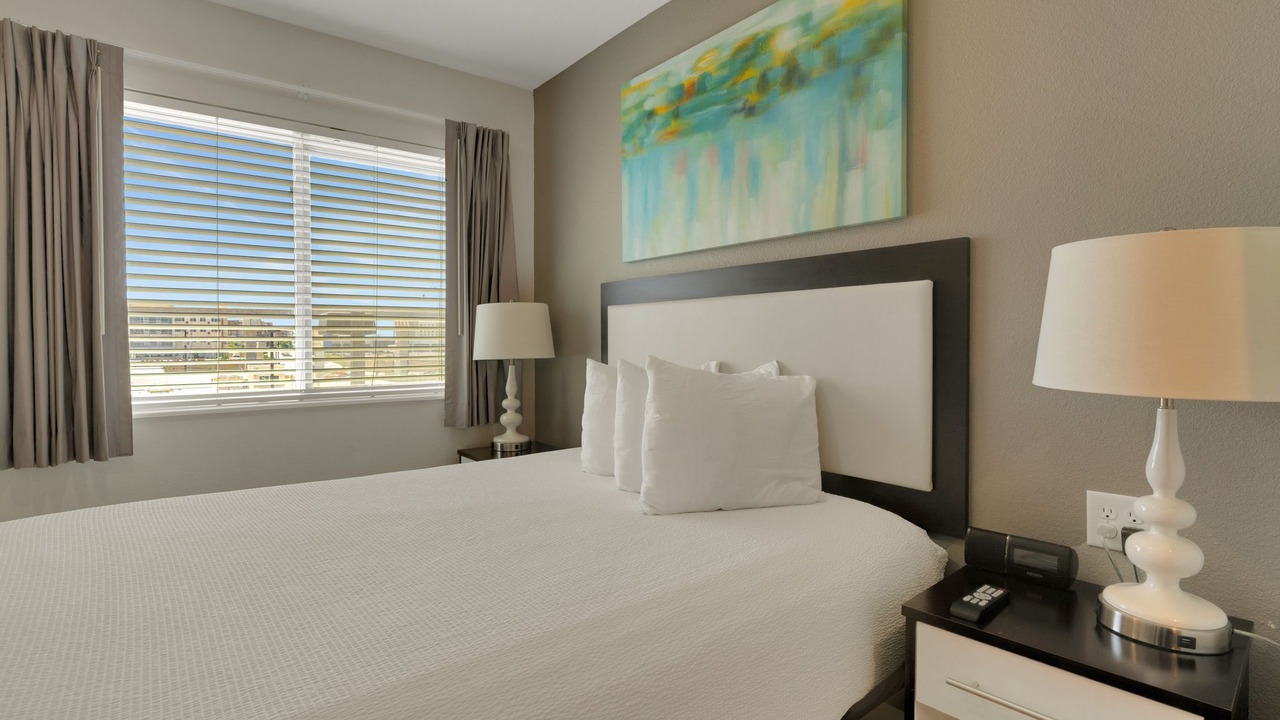 Photo of Bedroom in Far North Central