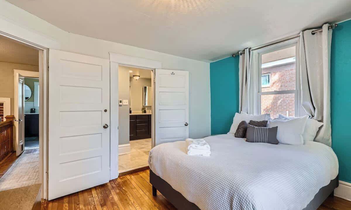 Photo of Bedroom in Congress Park