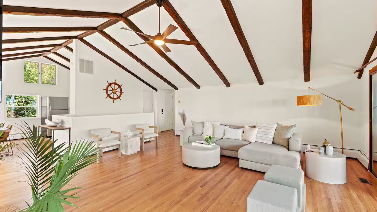 Photo of Livingroom in Chesapeake Ranch Estates-Drum Point