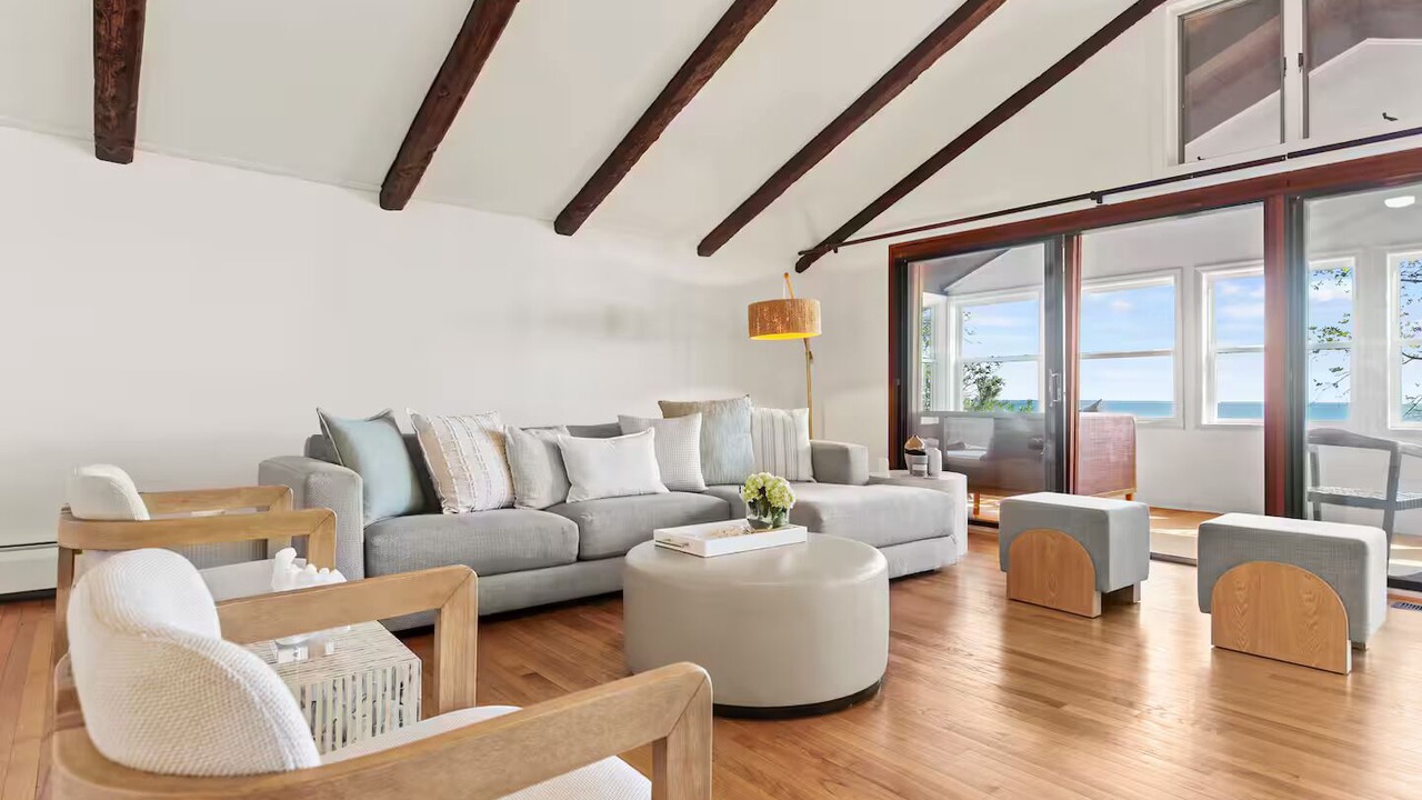 Photo of Livingroom in Chesapeake Ranch Estates-Drum Point