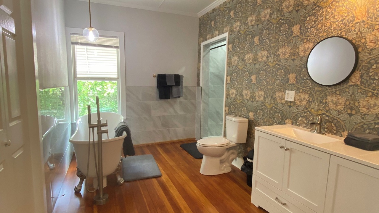 Photo of Bathroom in Mineral Wells