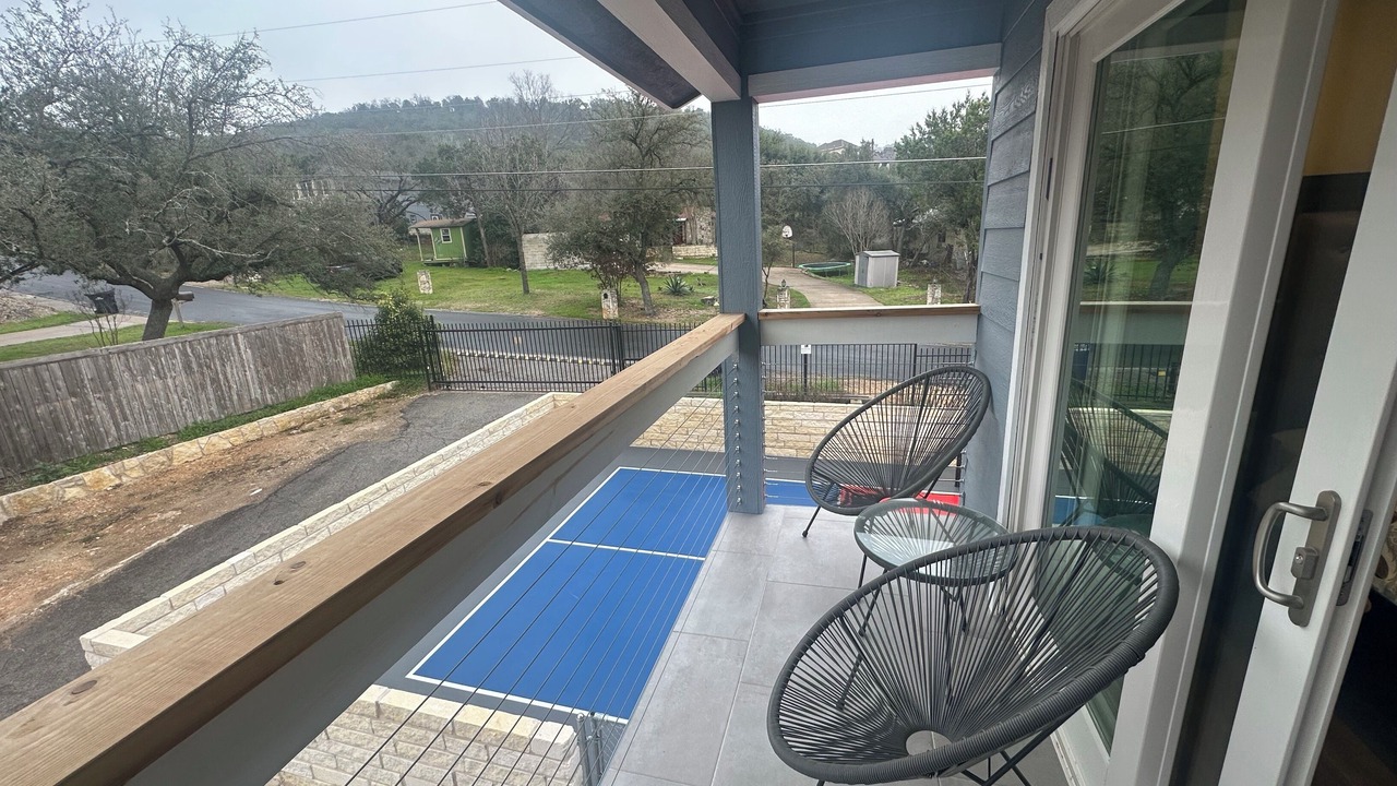 Photo of Patio Balcony in Jonestown