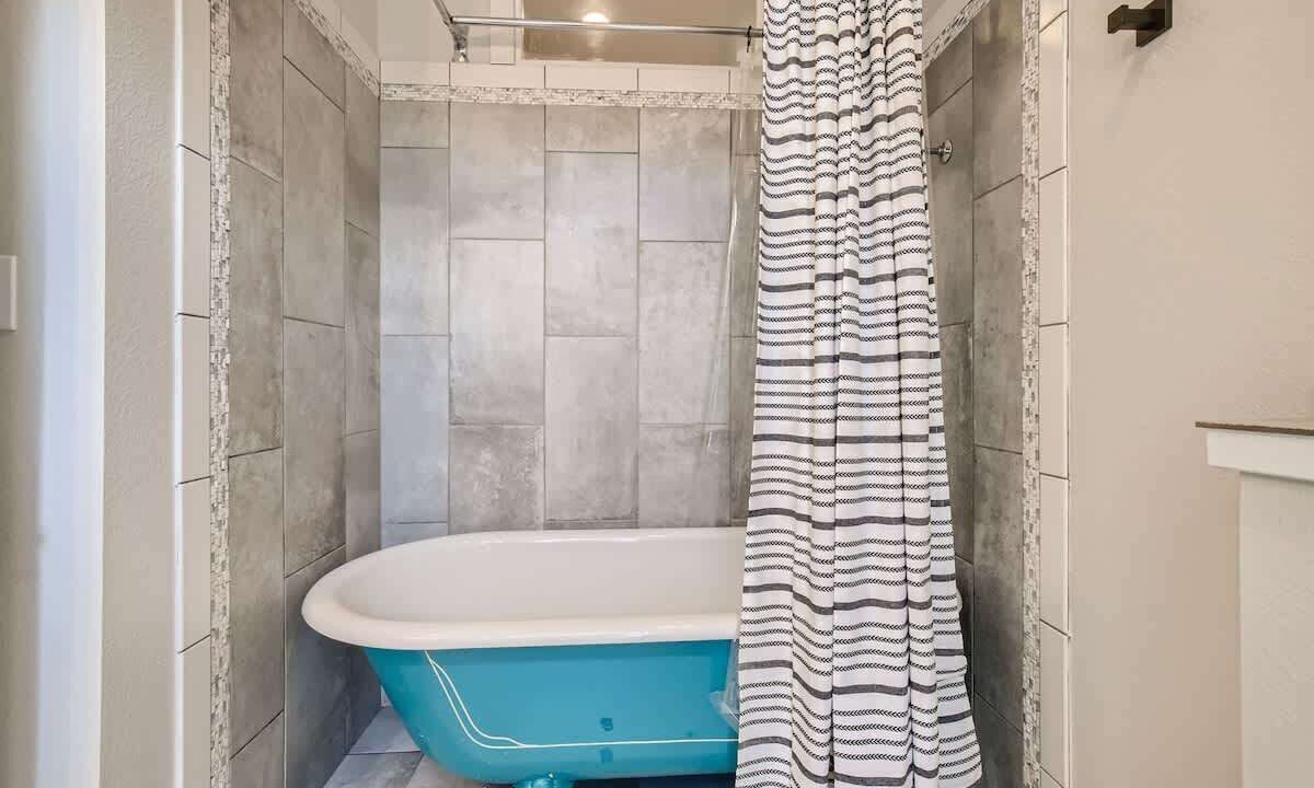 Photo of Bathroom in City Park