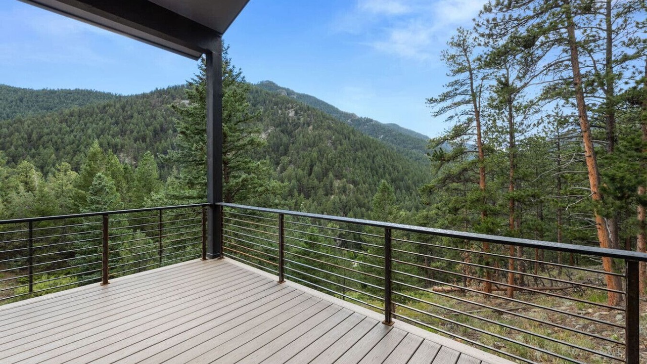 Photo of Patio Balcony in Jamestown