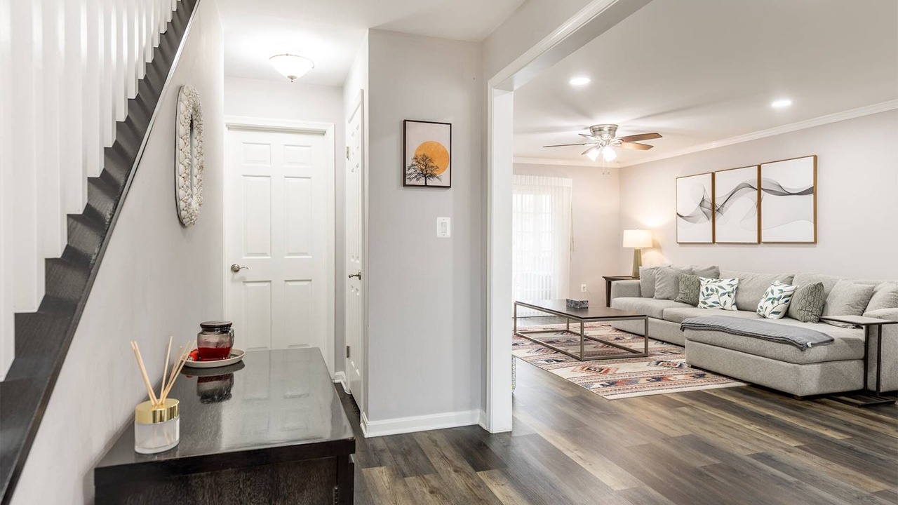 Photo of Bedroom in Edgewater