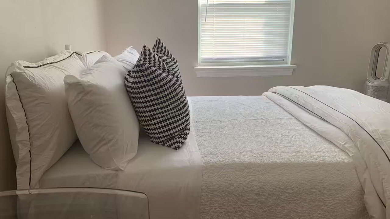 Photo of Bedroom in Southeast