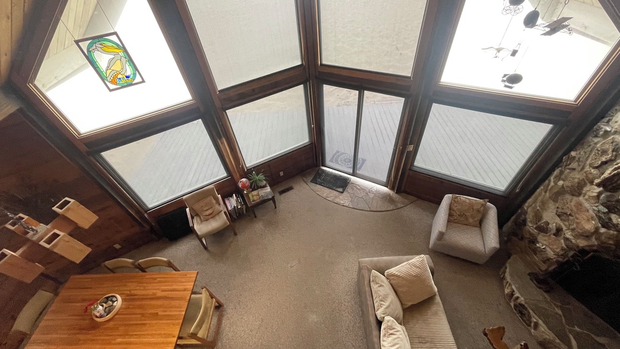 Photo of Livingroom in Kiwanda Shores