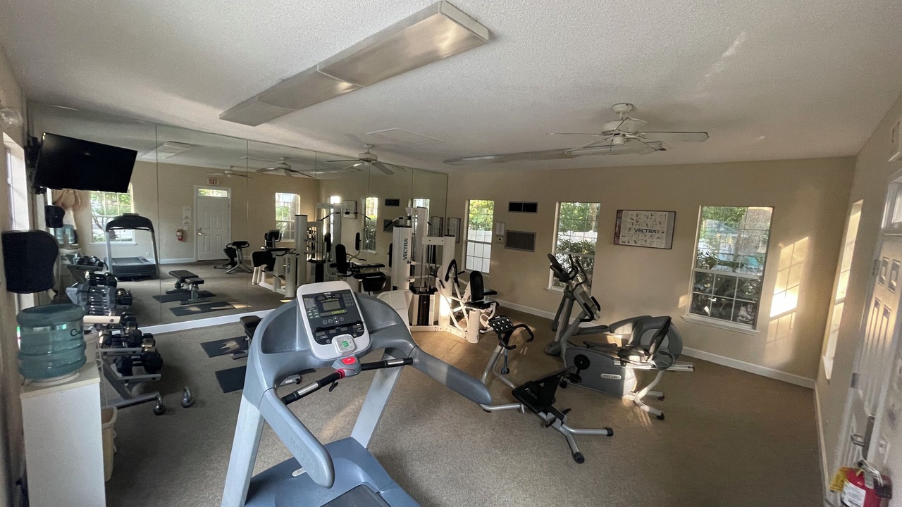 Photo of Others in Saint Simons Heights
