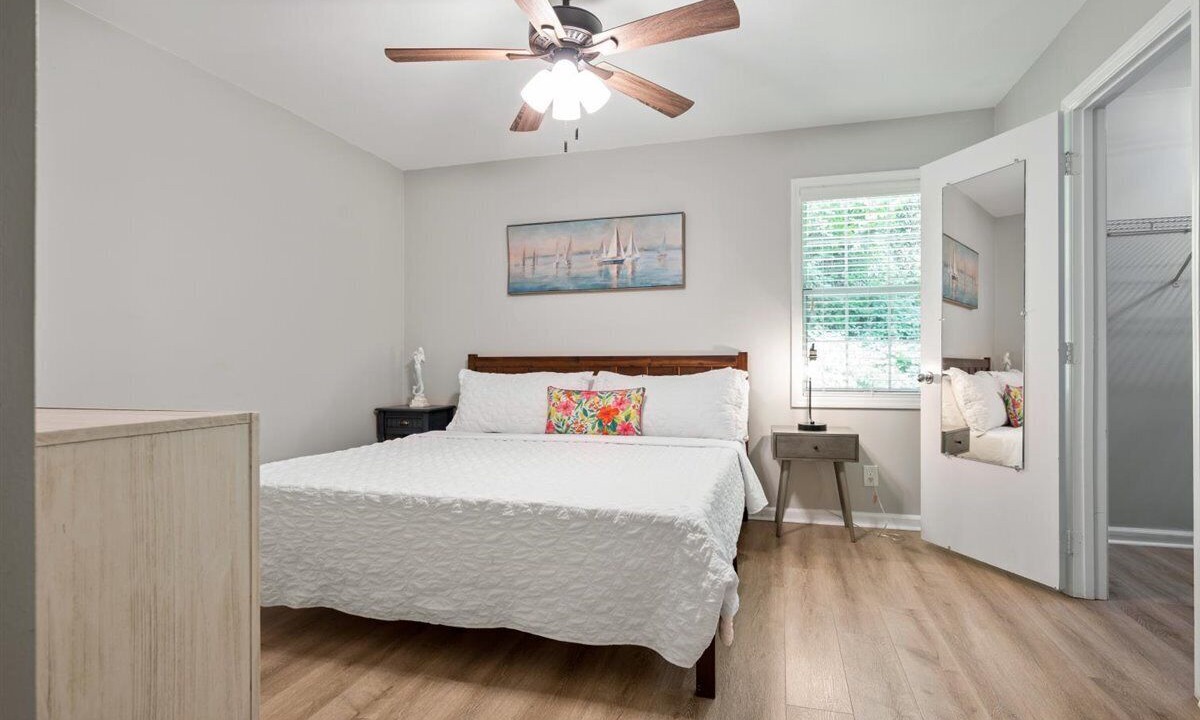 Photo of Bedroom in Saint Simons Heights