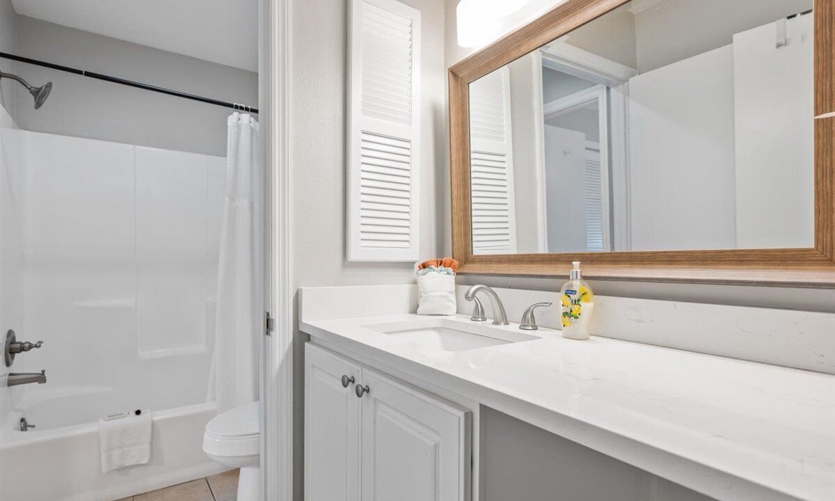 Photo of Bathroom in Saint Simons Heights