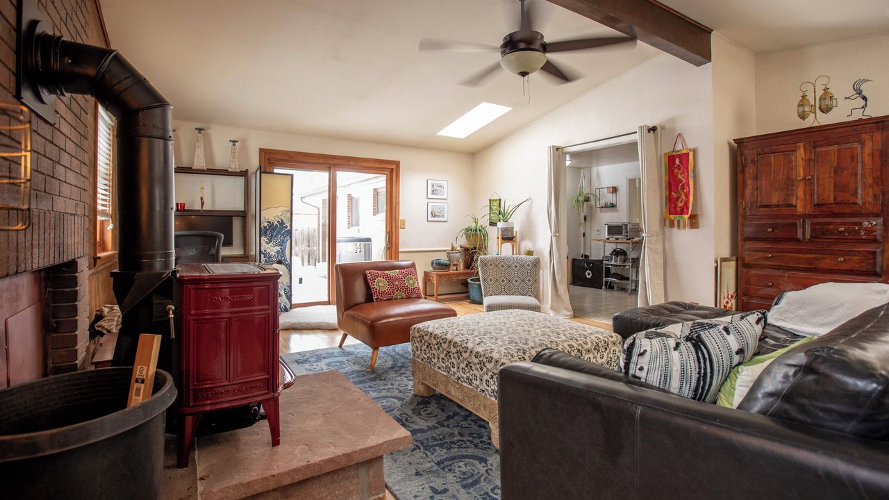 Photo of Livingroom in Martin Acres