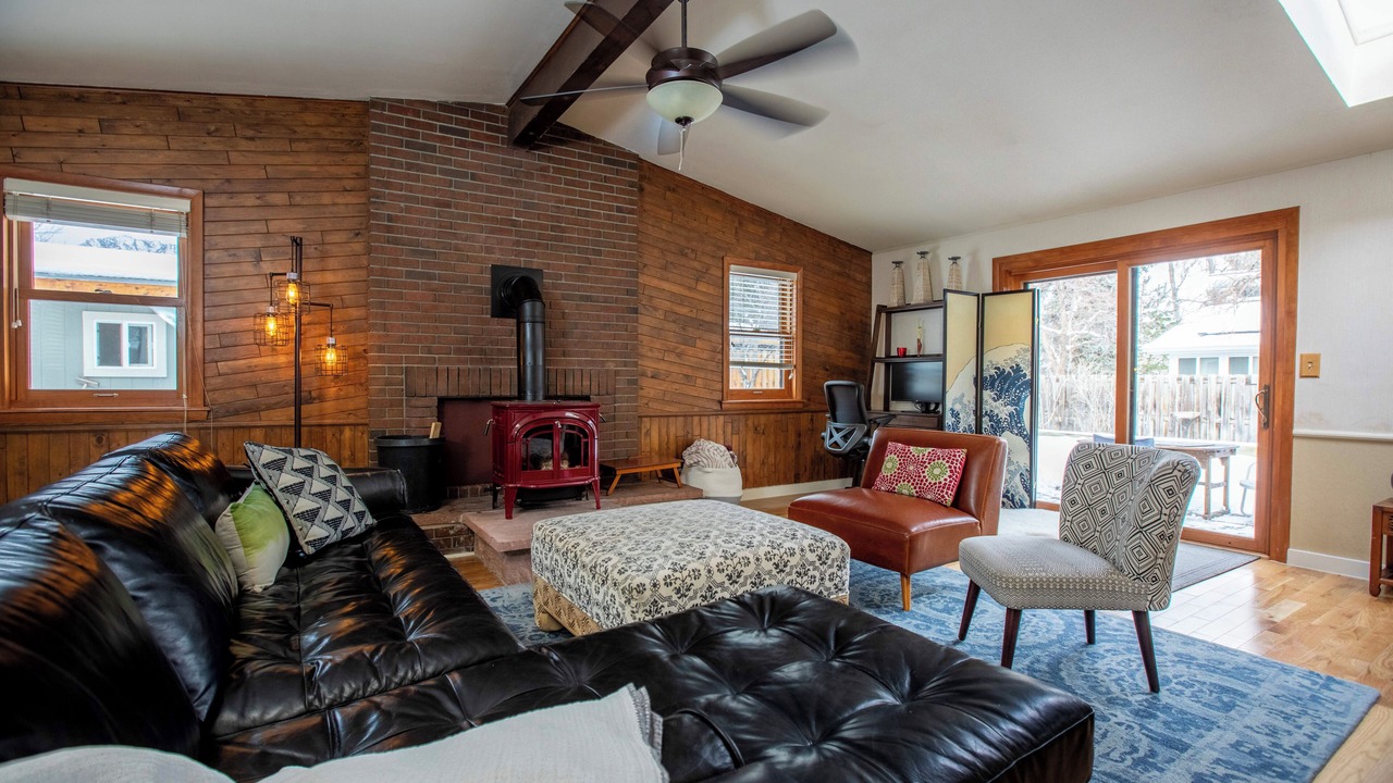 Photo of Livingroom in Martin Acres