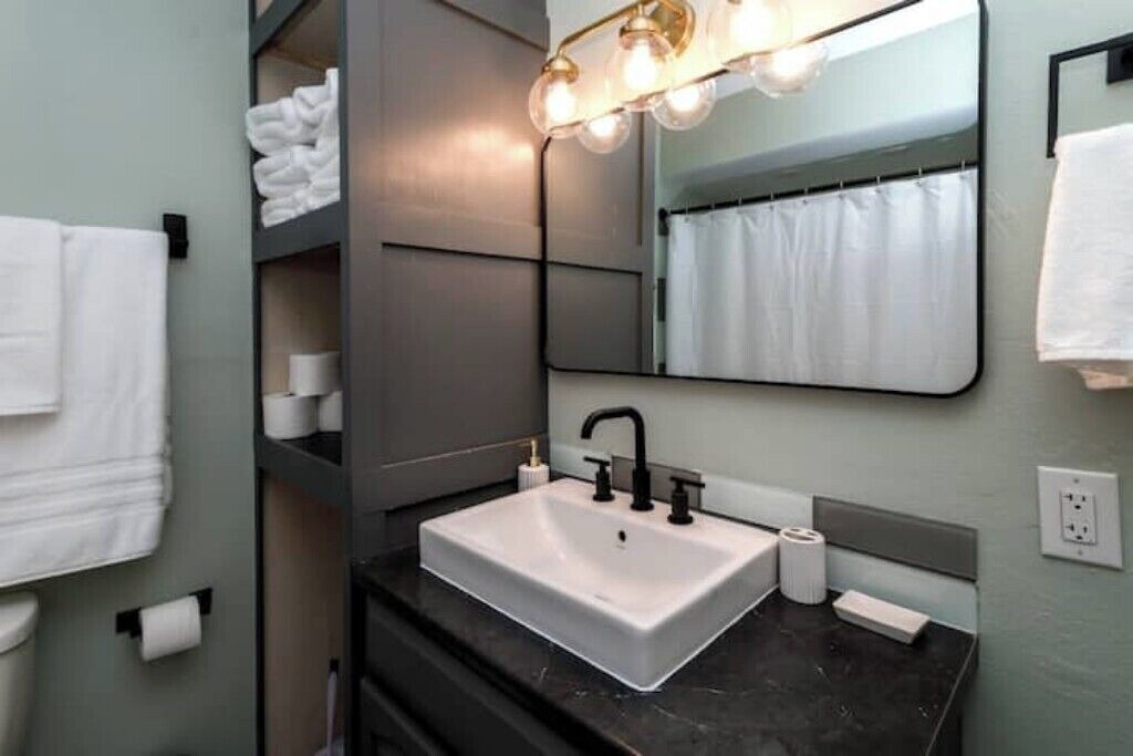 Photo of Bathroom in Alamogordo