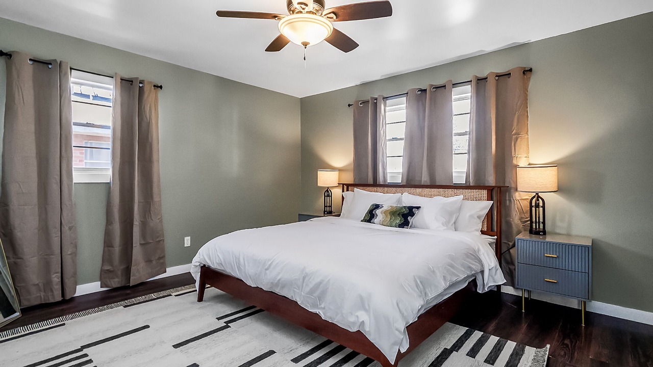 Photo of Bedroom in Alamogordo