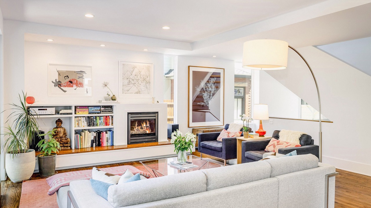 Photo of Livingroom in Whittier