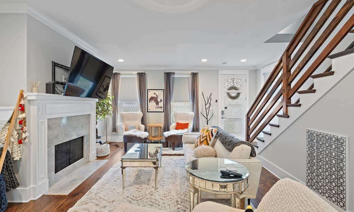 Photo of Livingroom in The Nations