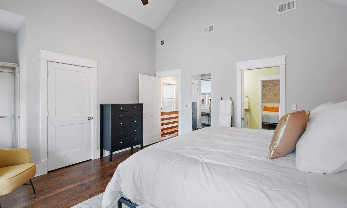 Photo of Bedroom in The Nations