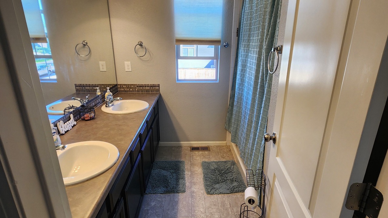 Photo of Bathroom in Aurora