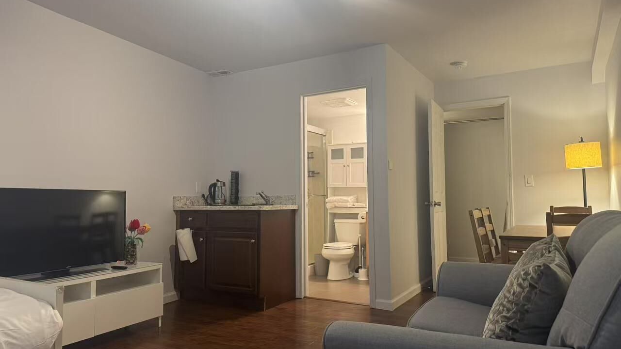 Photo of Livingroom in Westlake