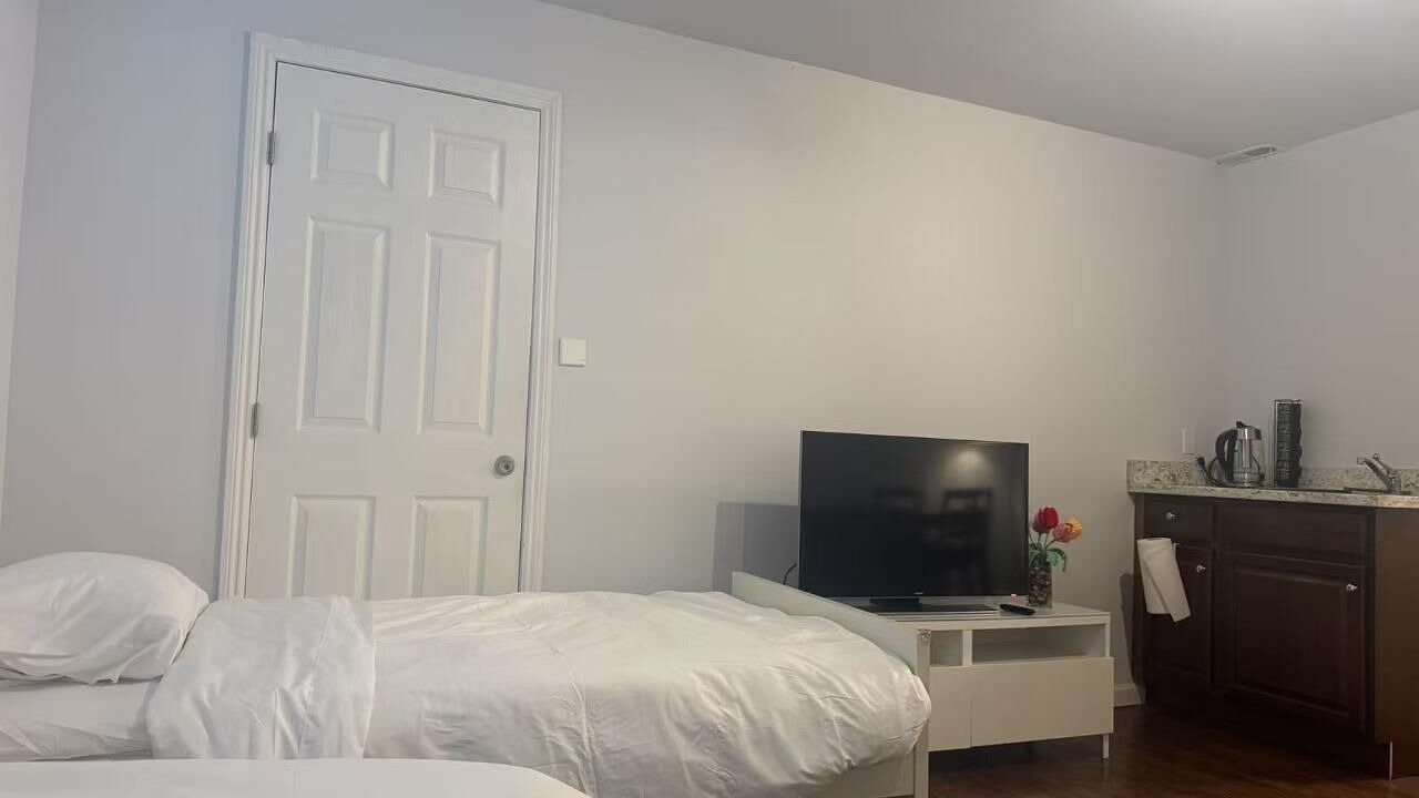 Photo of Bedroom in Westlake