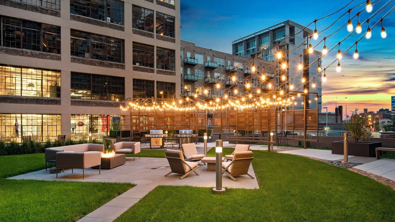 Photo of Patio Balcony in West Loop Gate