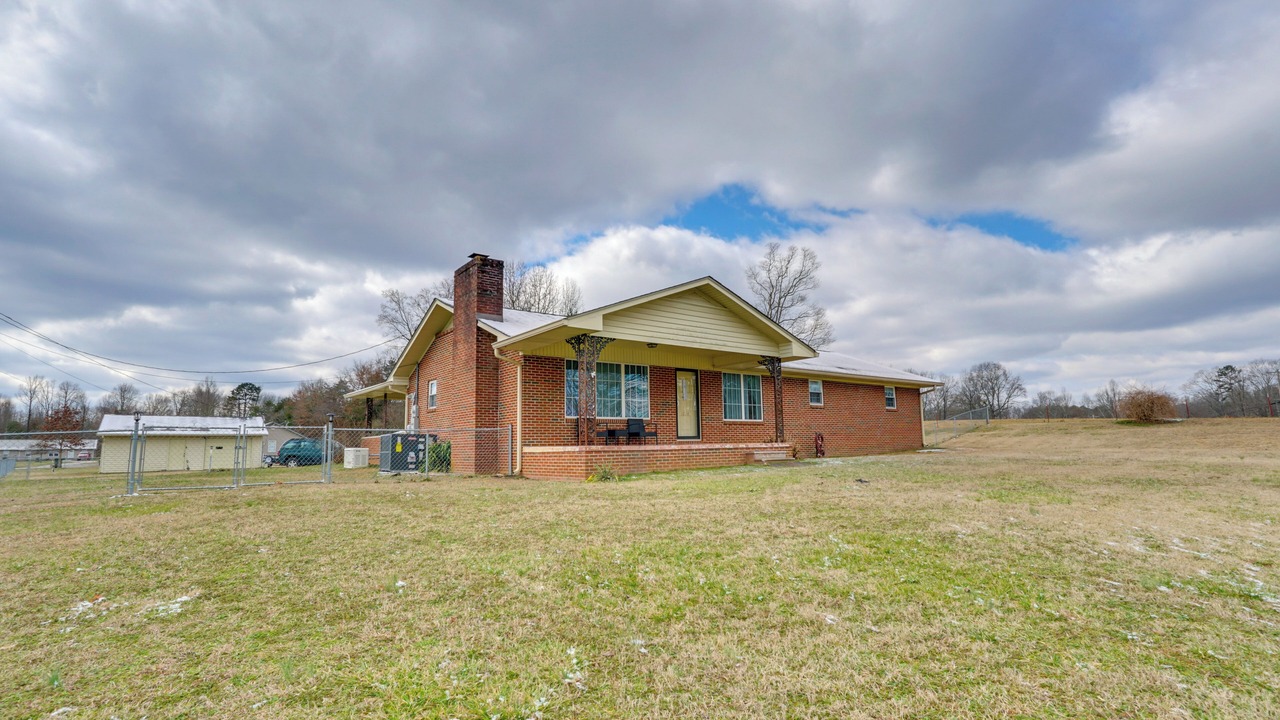 Photo of Outdoor in Etowah