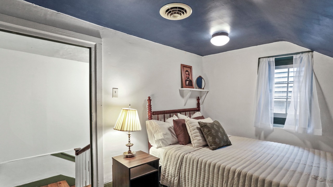 Photo of Bedroom in Shippensburg