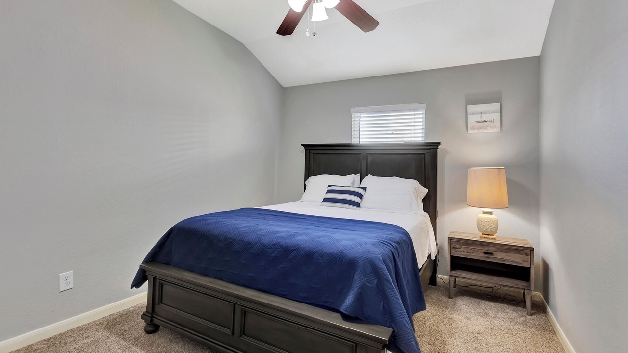 Photo of Bedroom in League City