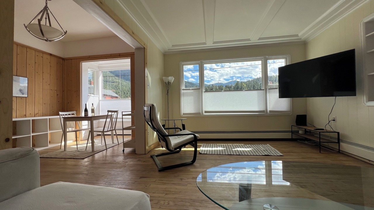 Photo of Livingroom in Idaho Springs