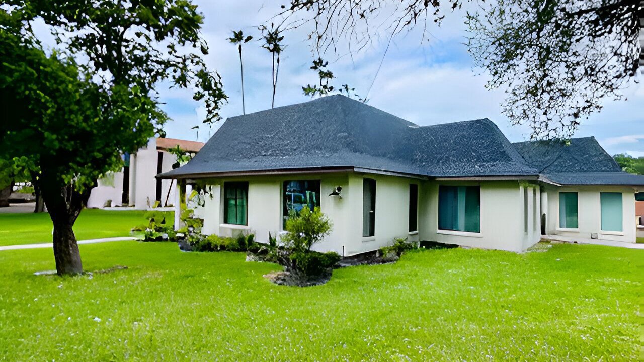 Photo of Outdoor in Edinburg