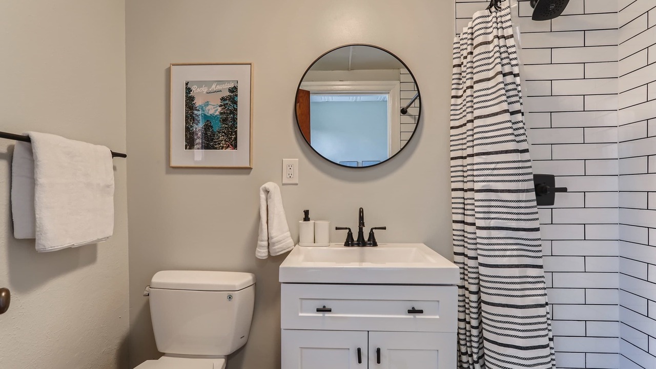 Photo of Bathroom in Congress Park