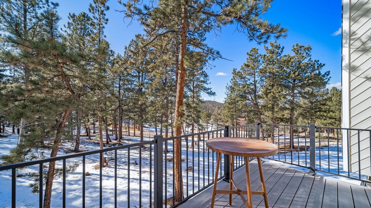 Photo of Outdoor in Pine