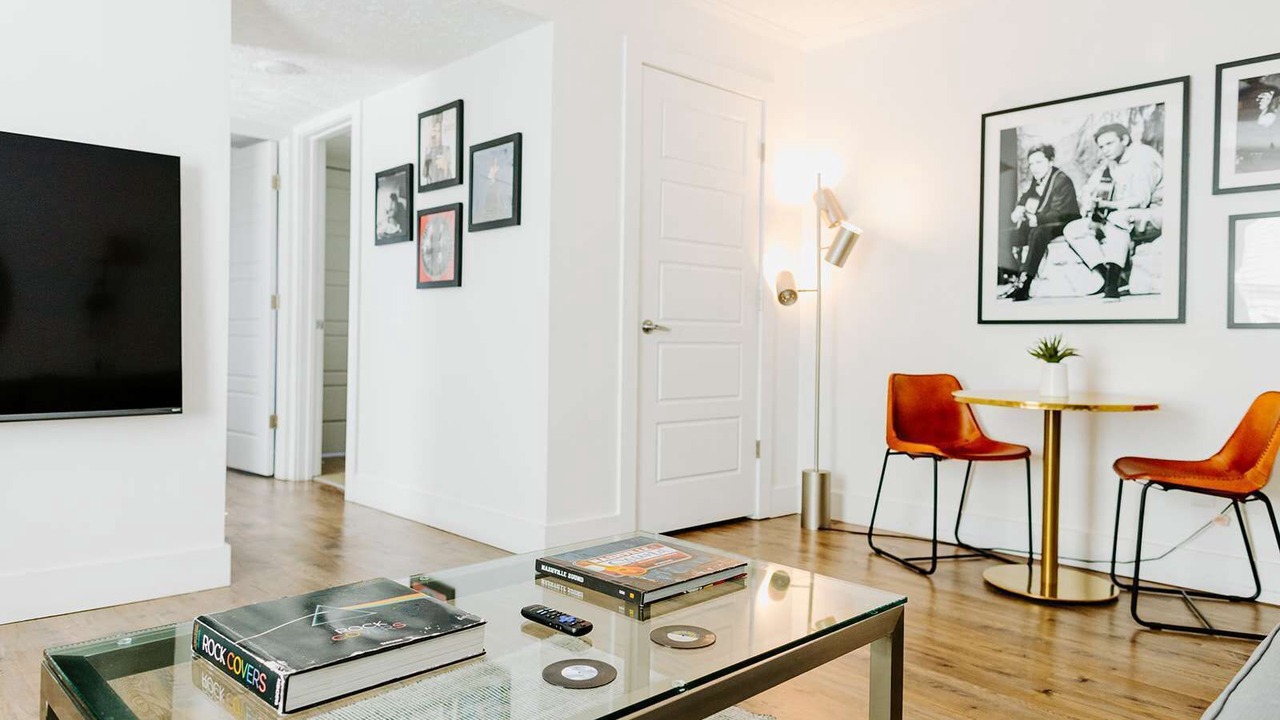 Photo of Bedroom in Music Row