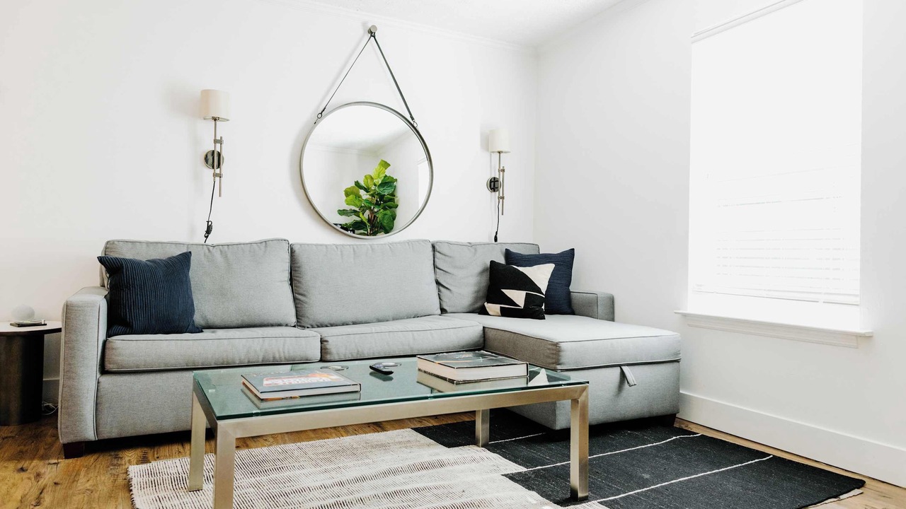 Photo of Livingroom in Music Row