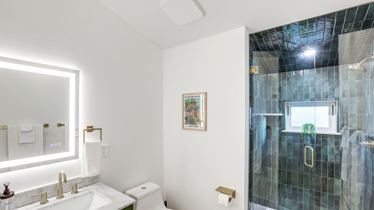 Photo of Bathroom in City Park