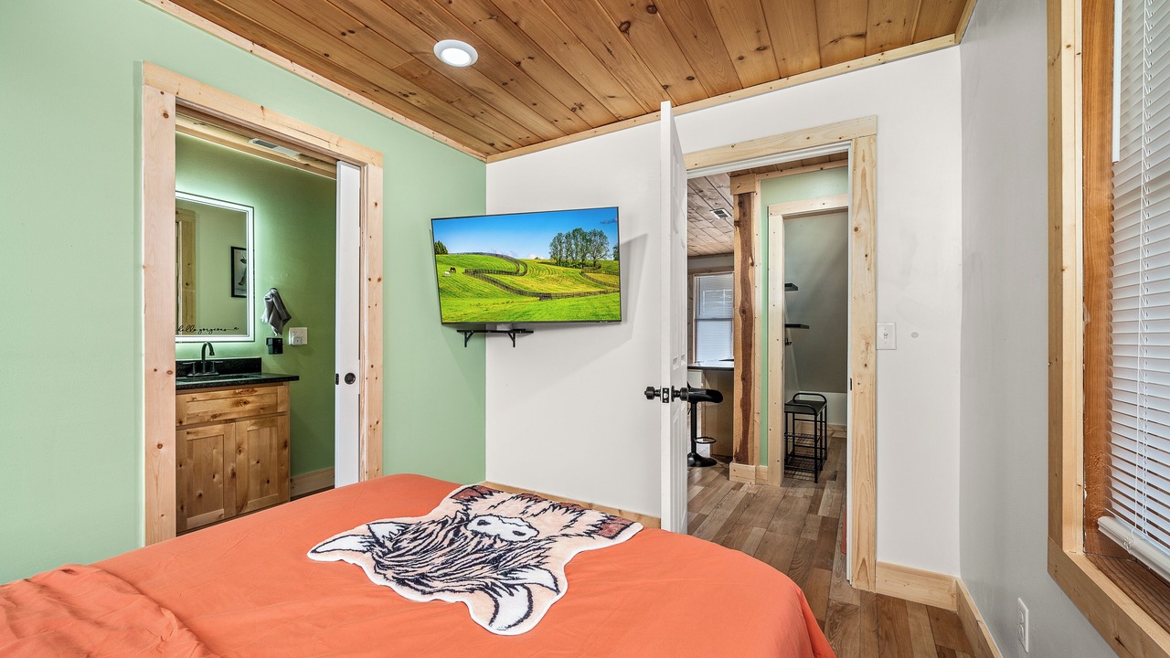 Photo of Bedroom in Crossville