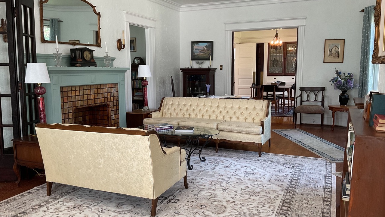 Photo of Livingroom in Chilton