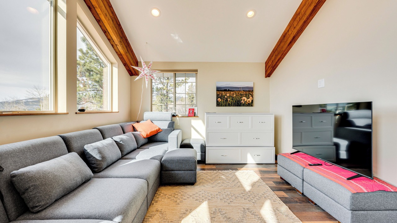 Photo of Bedroom in Black Hawk