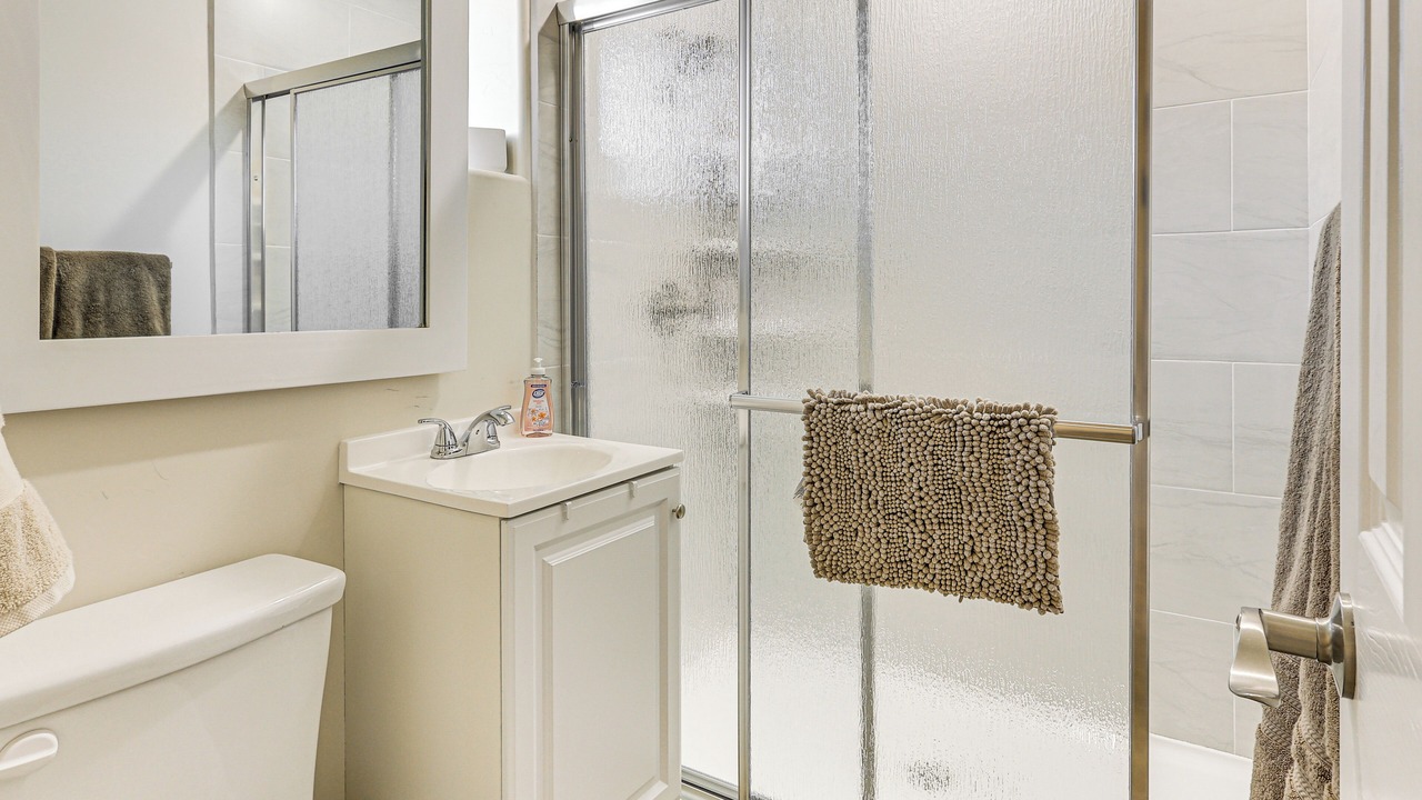 Photo of Bathroom in Truth or Consequences