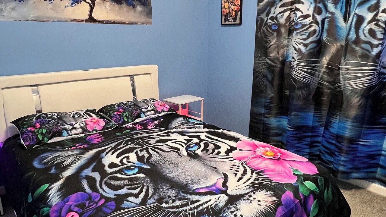 Photo of Bedroom in Dearborn Heights