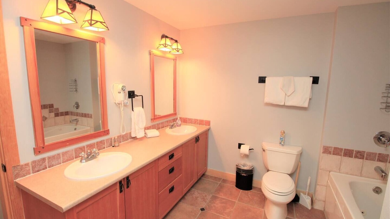 Photo of Bathroom in Copper Mountain Village