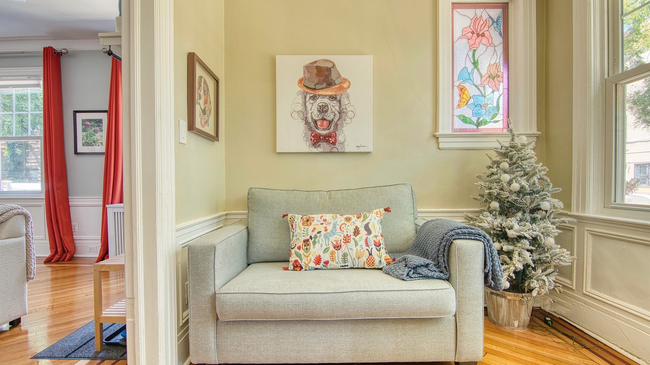 Photo of Livingroom in Prospect-Lefferts Gardens Historic District