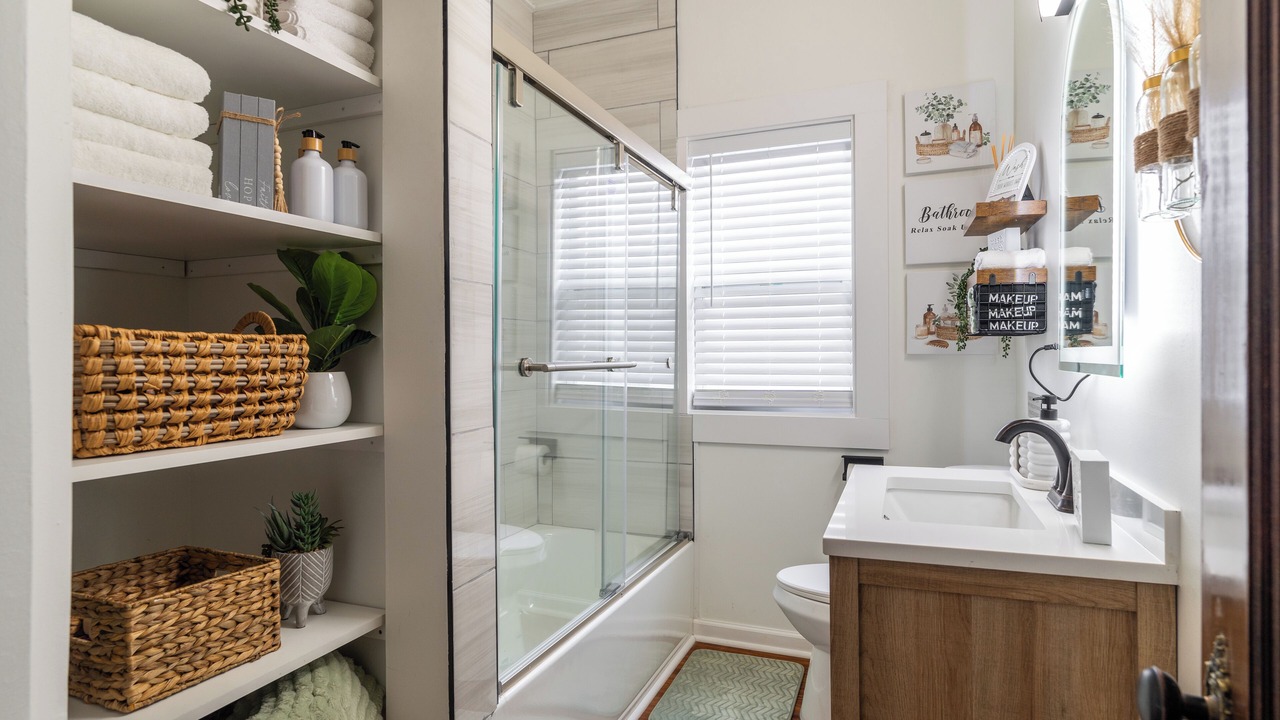 Photo of Bathroom in Hyde Park