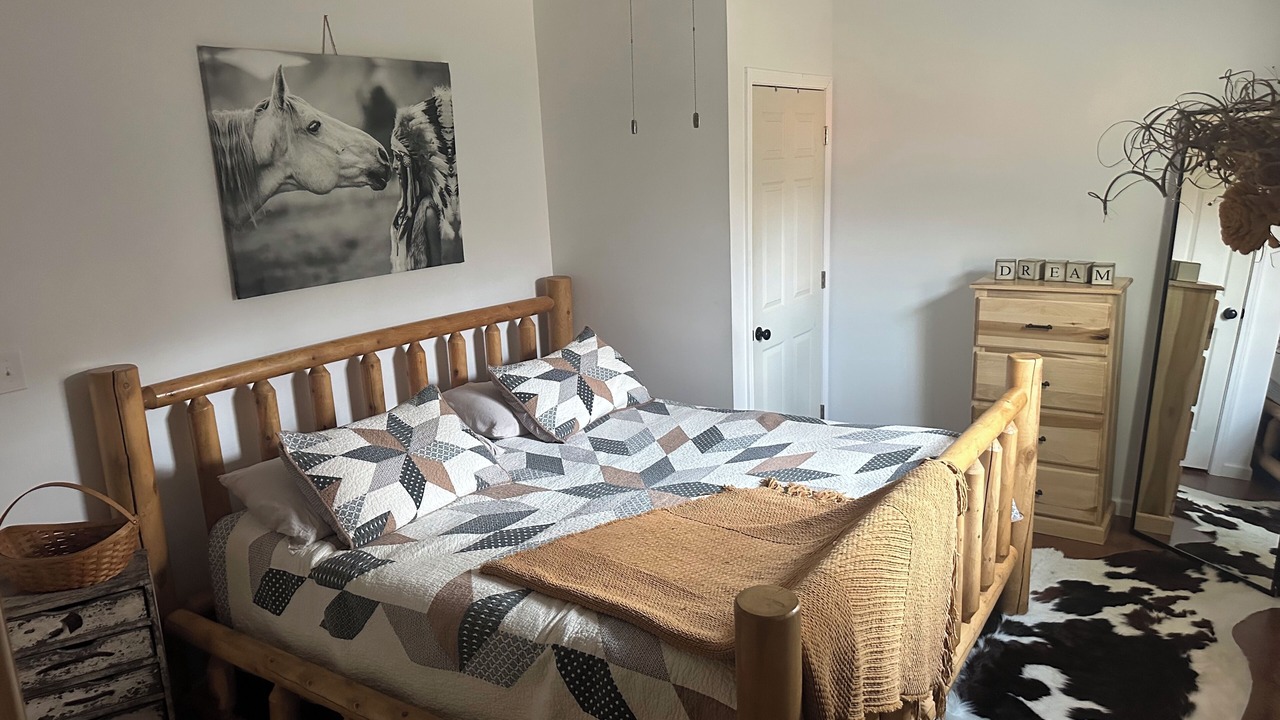 Photo of Bedroom in Mount Nebo