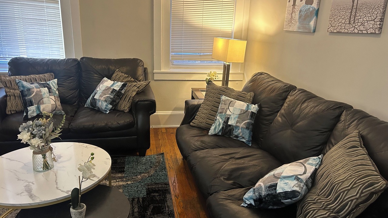 Photo of Livingroom in Center City West