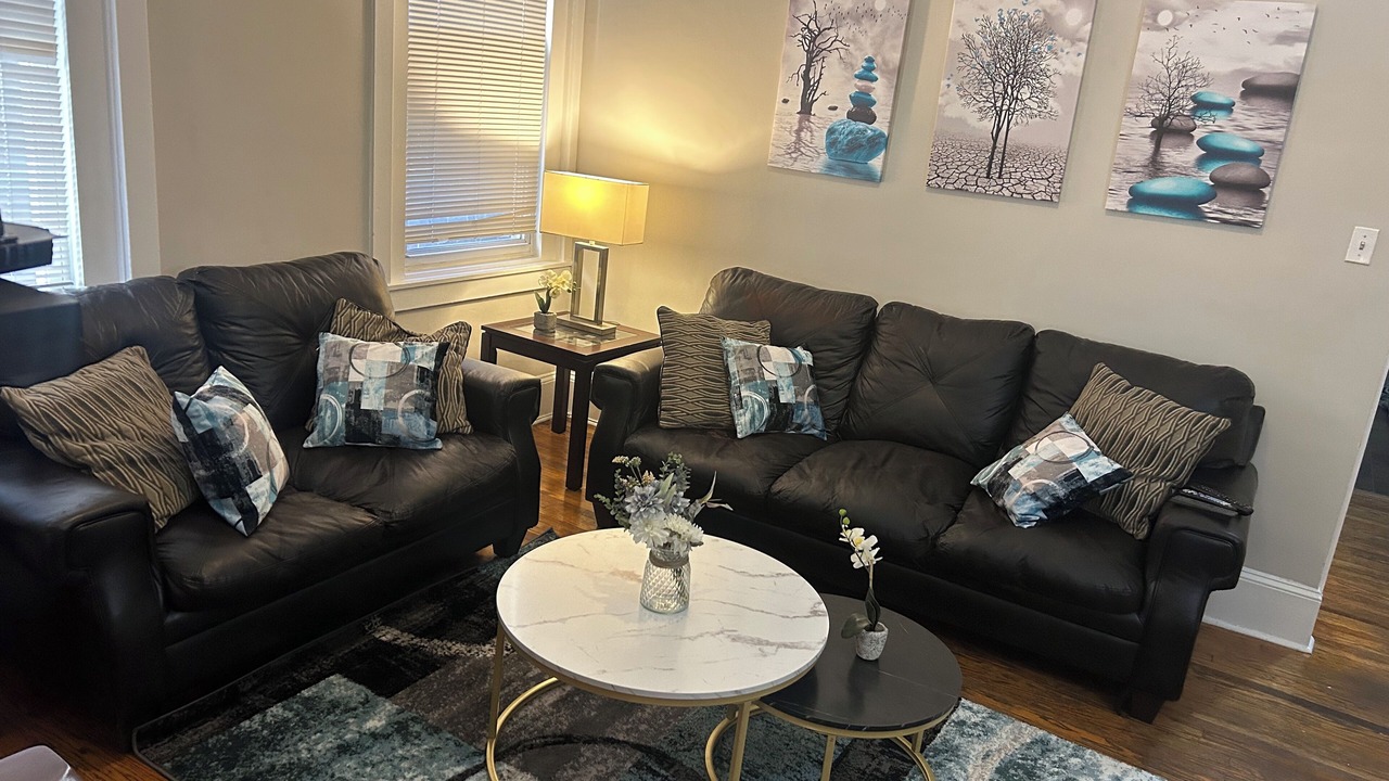 Photo of Livingroom in Center City West