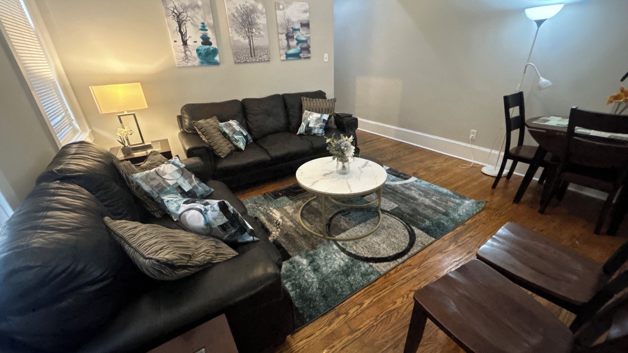 Photo of Livingroom in Center City West
