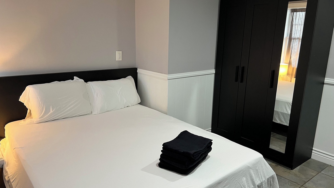Photo of Bedroom in Hicksville