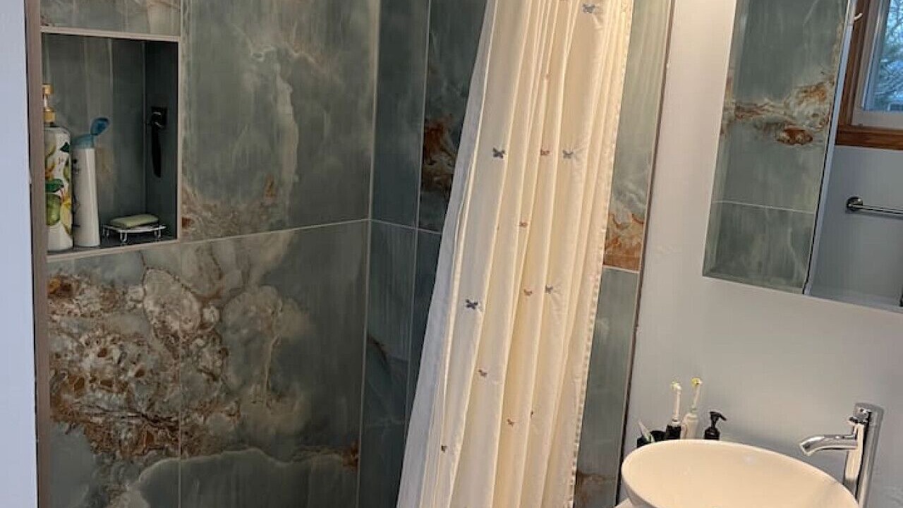 Photo of Bathroom in Martin Acres